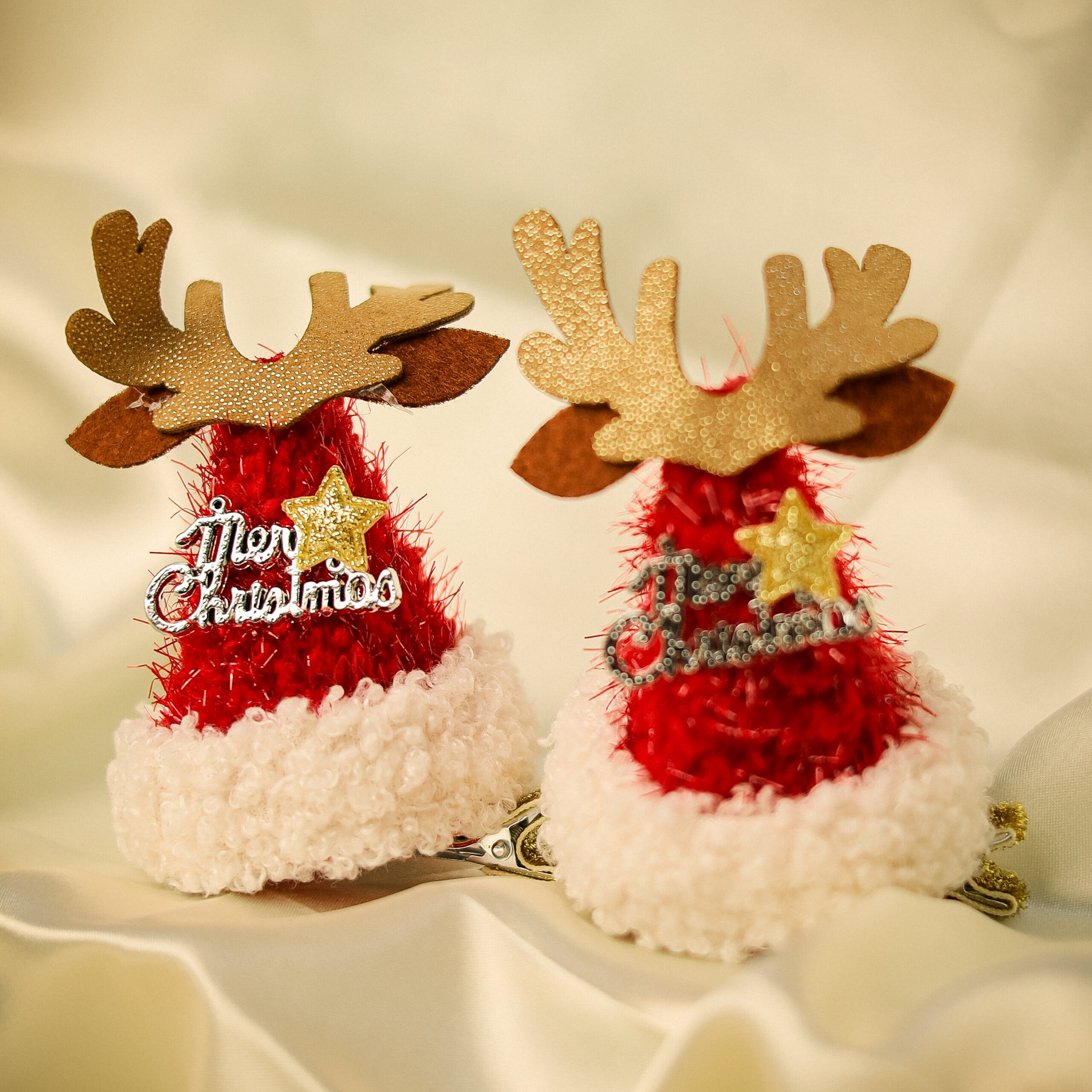 Reindeer Cheer Hair-clip
