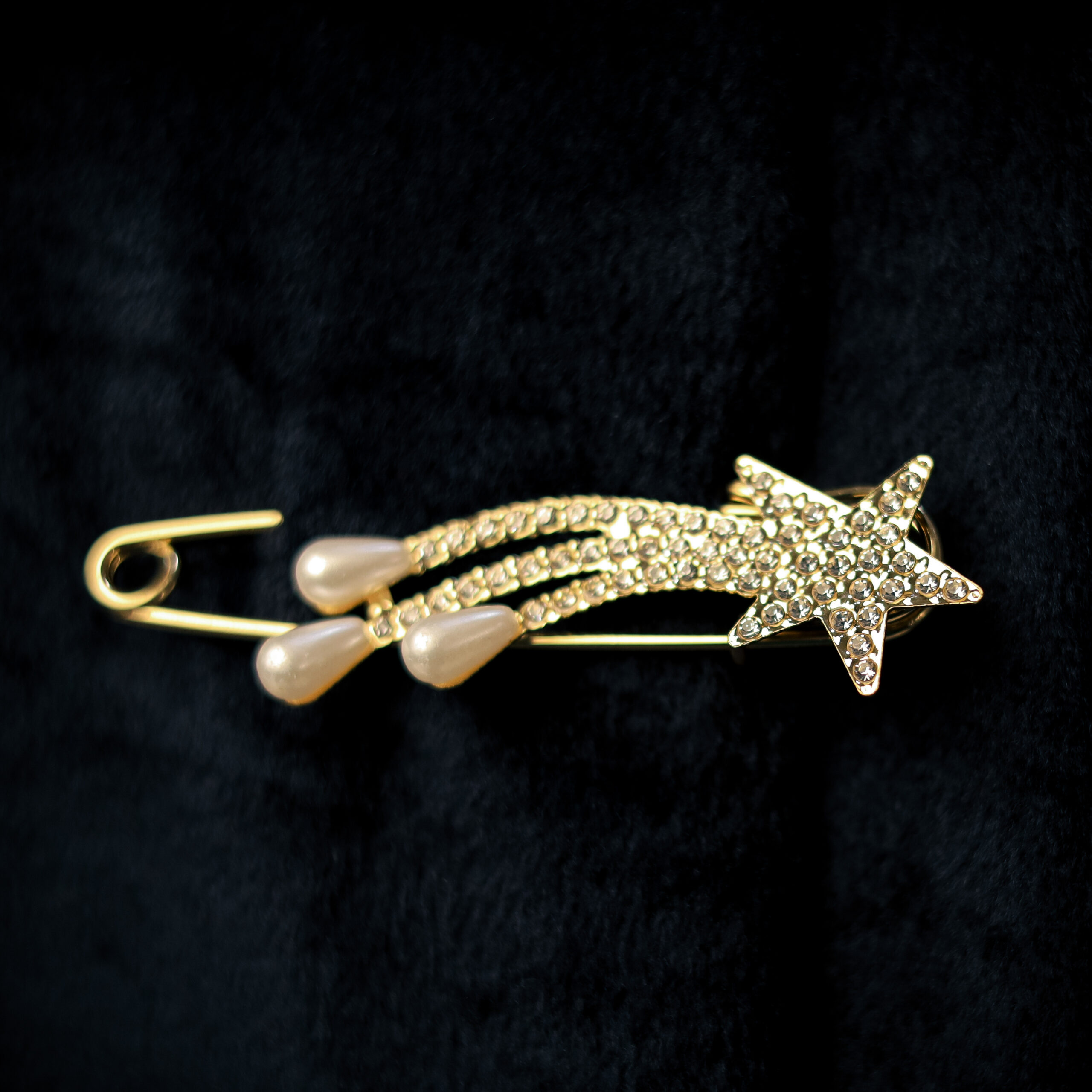 Shooting Star Safety Pin For Women